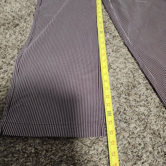 Women's Gap Stripe Pattern Pants Size Medium Burgundy Trendy Casual Academia NWT - Picture 12 of 13